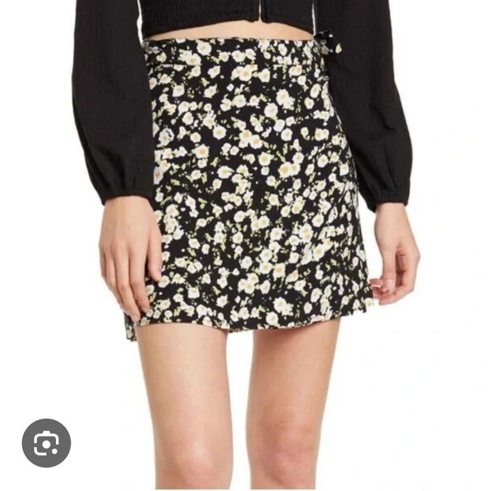 Abound Daisy Ditsy Floral Mini Wrap Skirt Black Womens XL 90s Retro Indie Sleaze